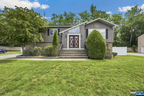 Photo of 91 Chaffee Circle, Norwood, NJ 07648 (MLS # 26027390)