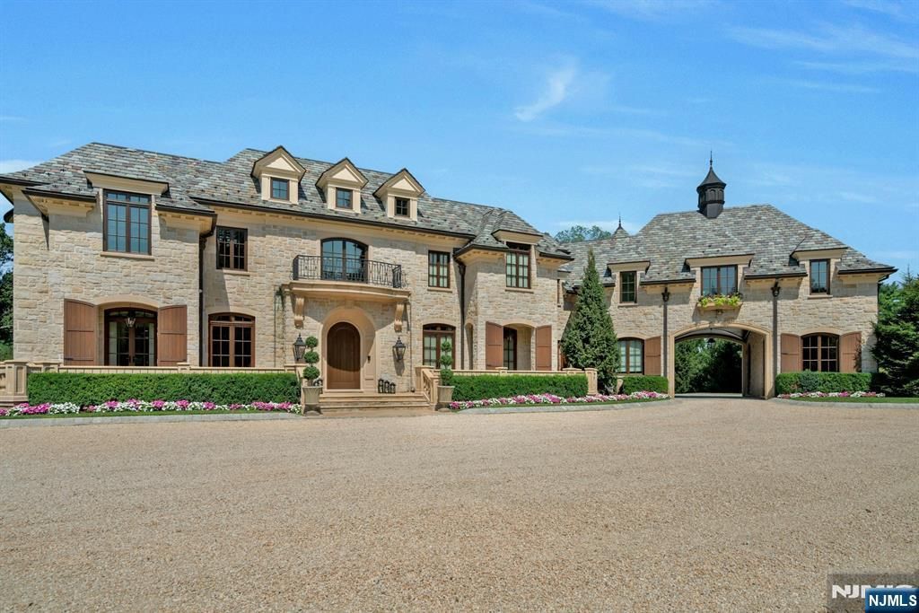 Photo of 123 Saddle River Road, Saddle River, NJ 07458 (MLS # 25034825)