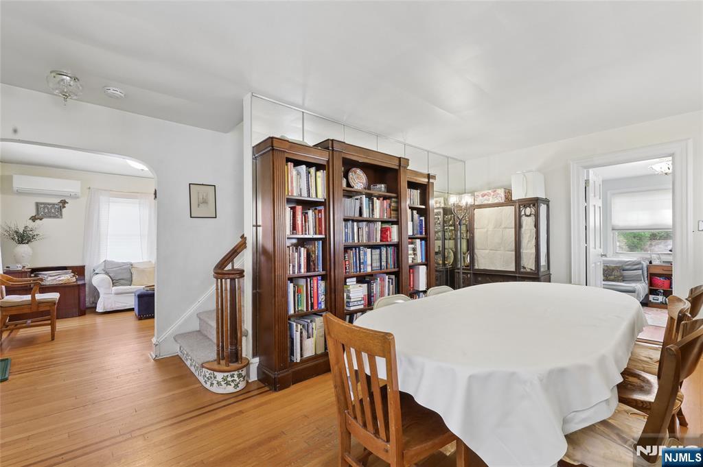 290 Winthrop Road
