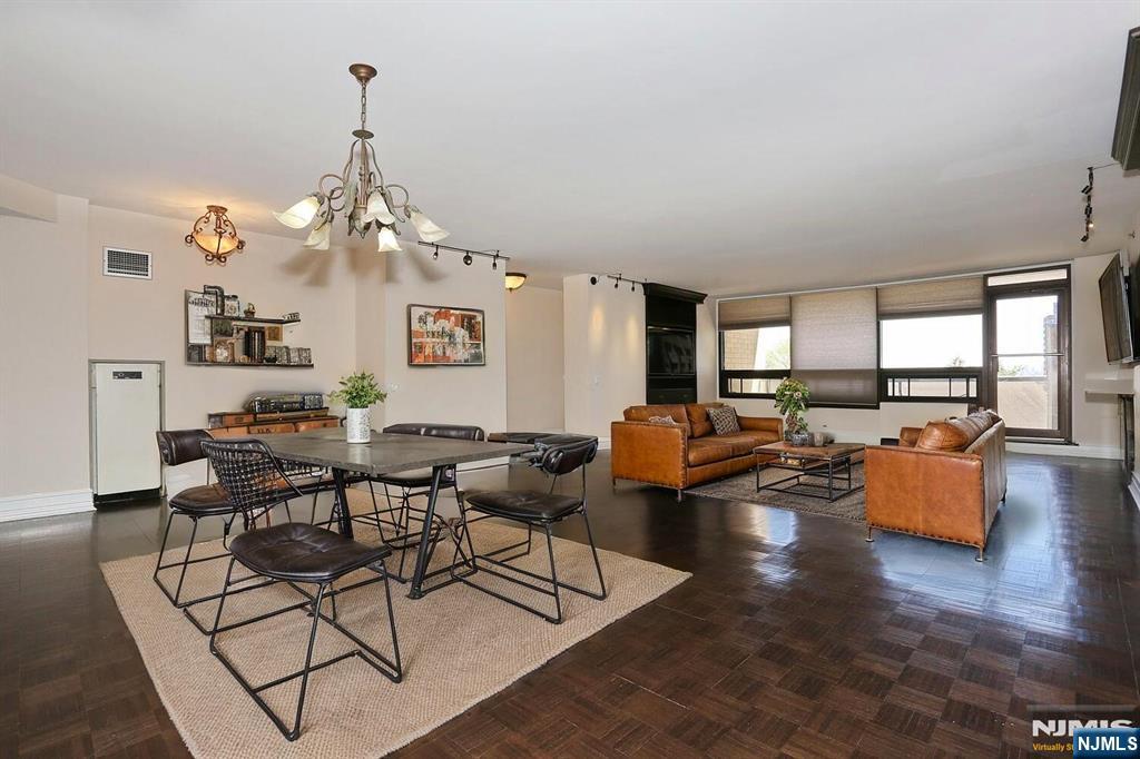 800 Palisade Avenue 401