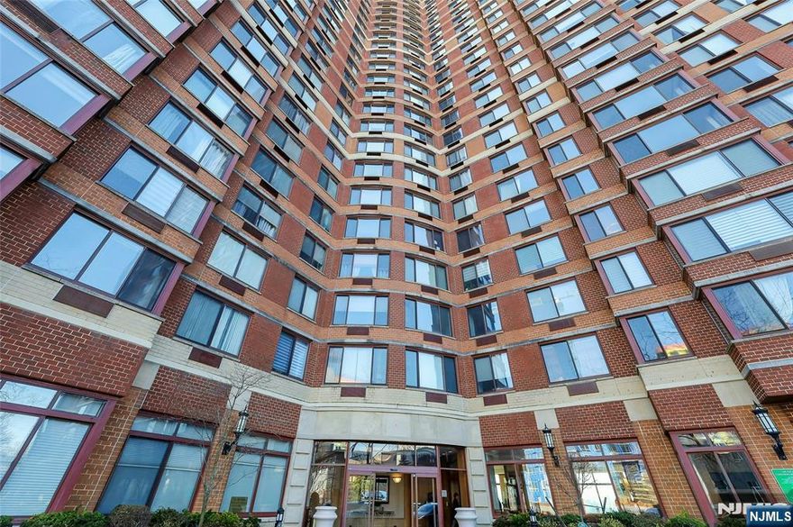 Stunning 34th - Floor residence offering breathtaking views of GW Bridge, Hudson River, and NY City. Popular 890 sq ft layout is in impeccable condition and includes deeded indoor parking (#730)