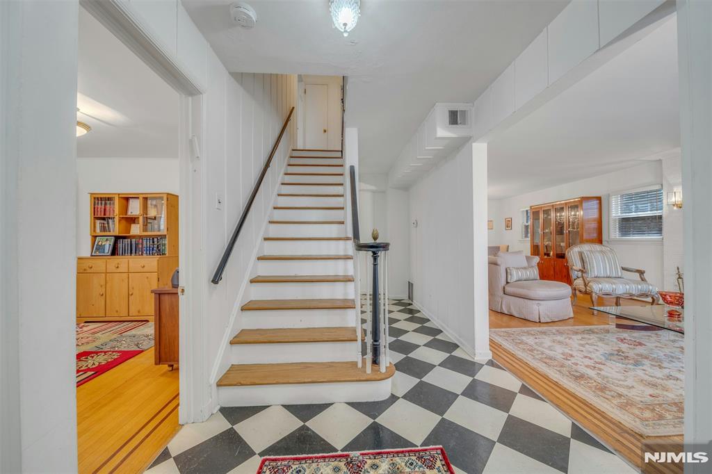 688 Forest Avenue