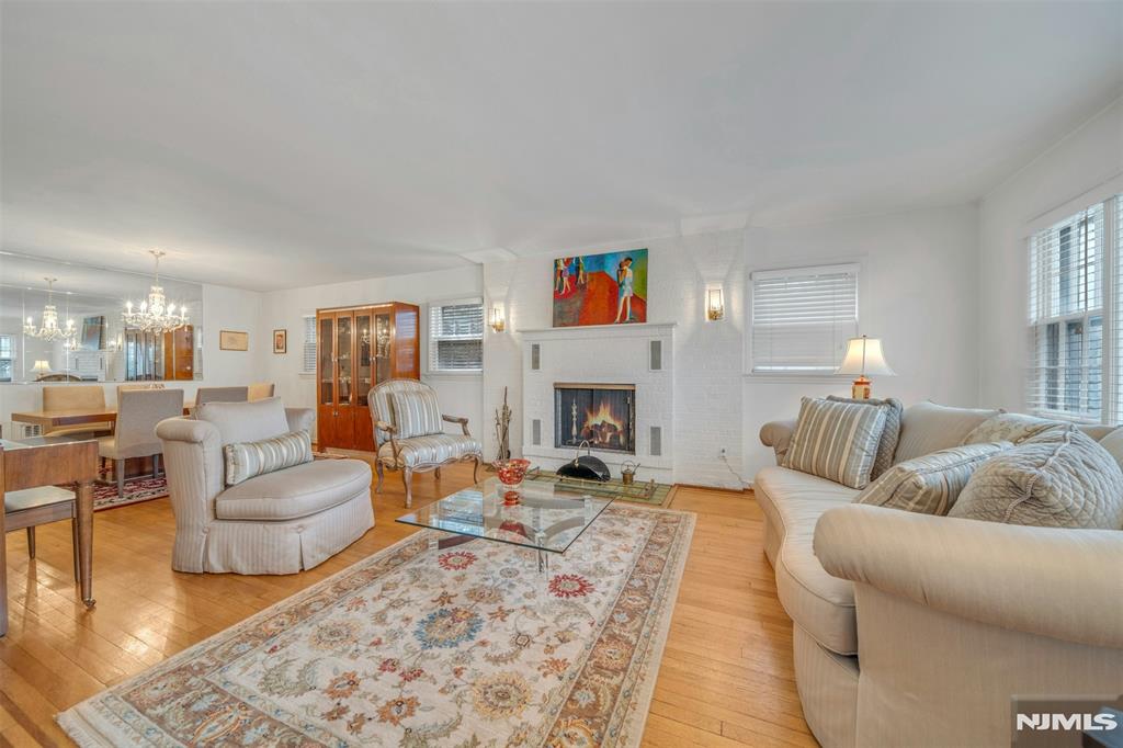 688 Forest Avenue