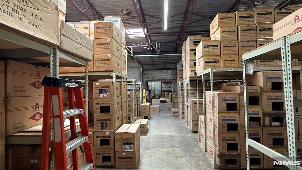 134-138 Kansas Street 38