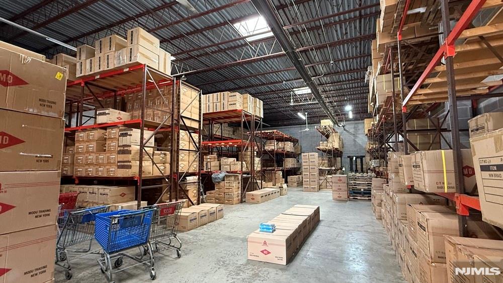 134-138 Kansas Street 38