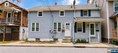 Photo of 1719 Limekiln Road, Phillipsburg, NJ 08865 (MLS # 26015816)