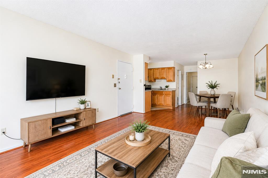 412 68th Street 17
