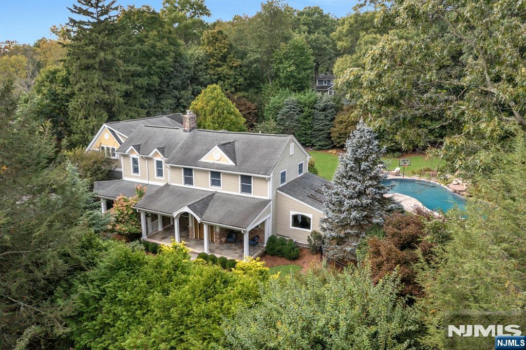 85 Vanderbeck Lane
