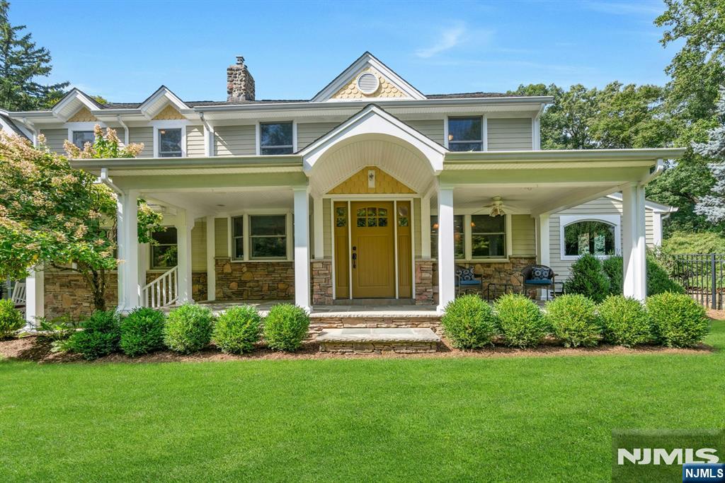 85 Vanderbeck Lane