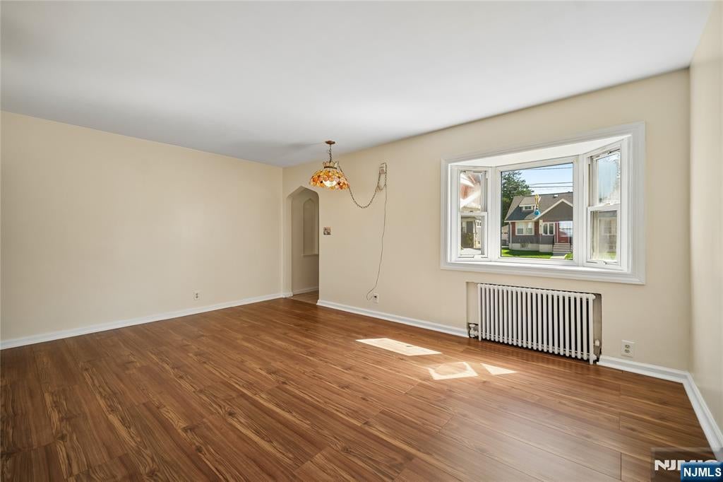 9-14 6th Street