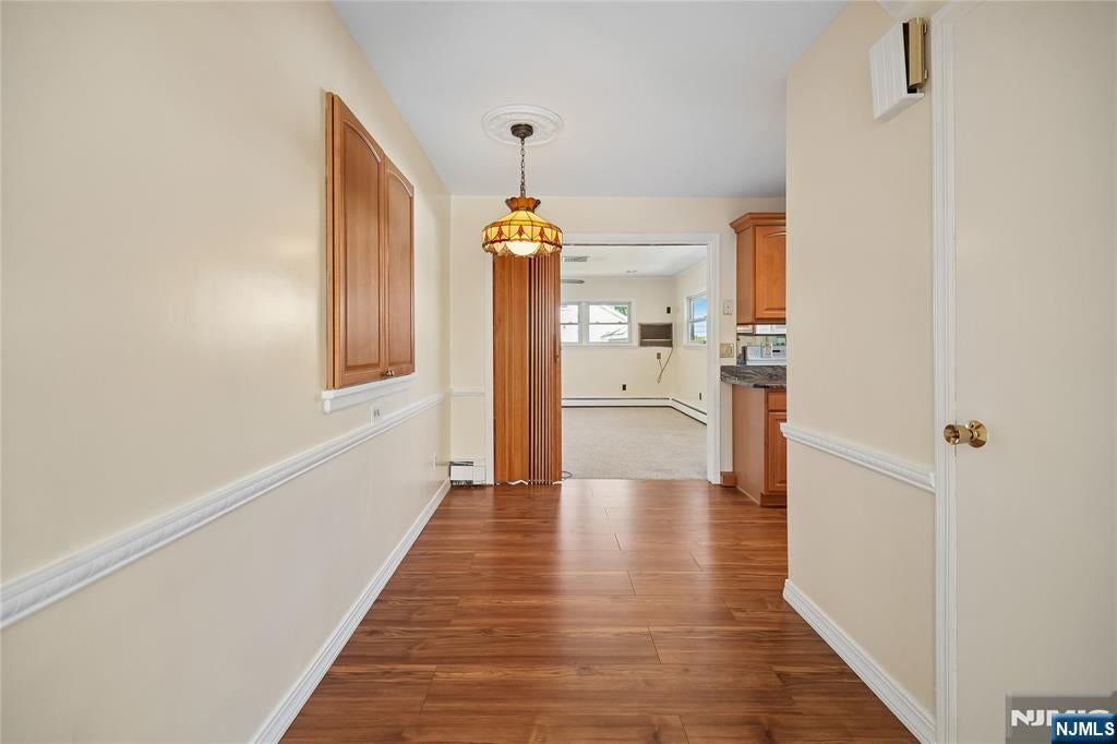 9-14 6th Street