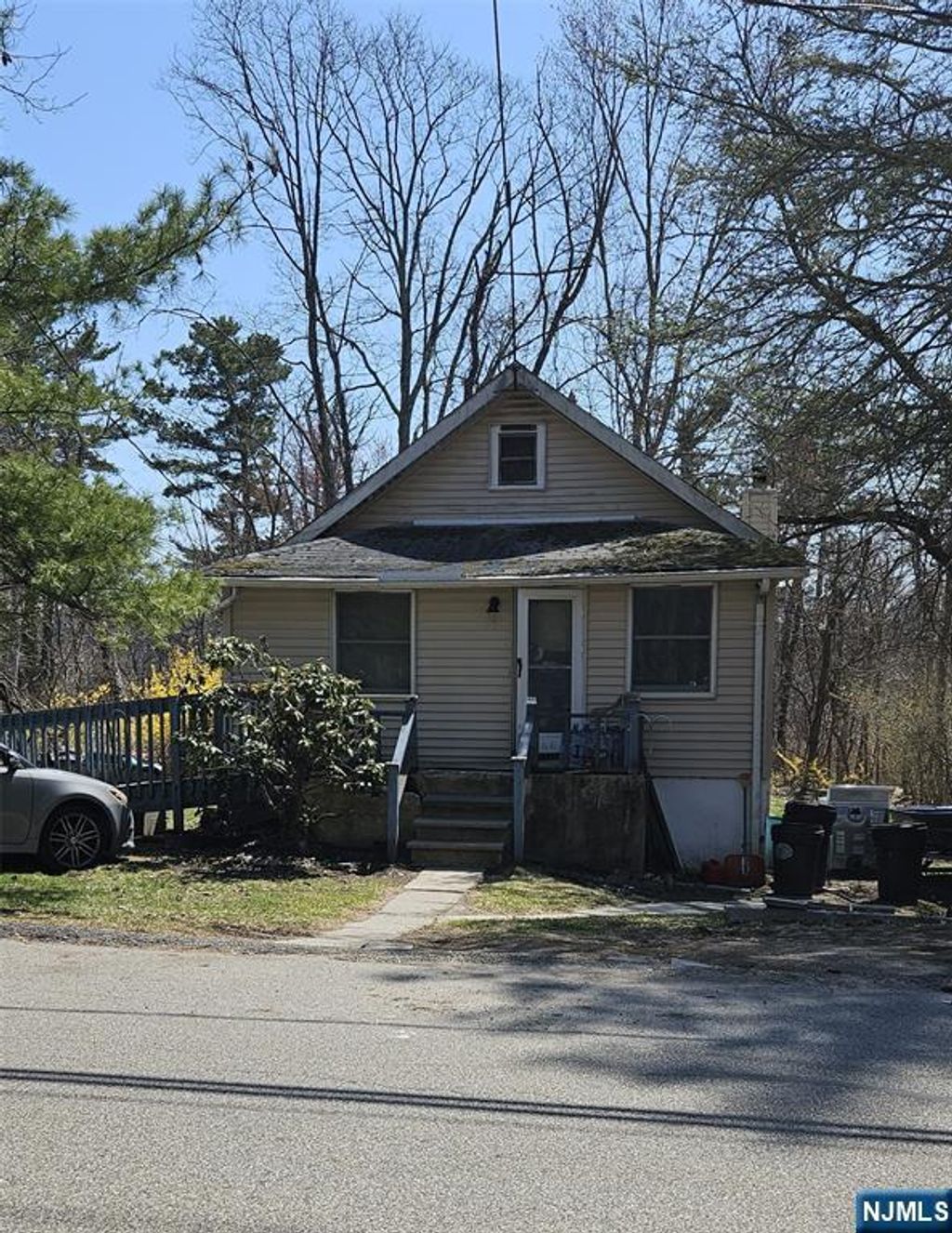 Photo of 5 Banker Road, West Milford, NJ 07421 (MLS # 26012126)