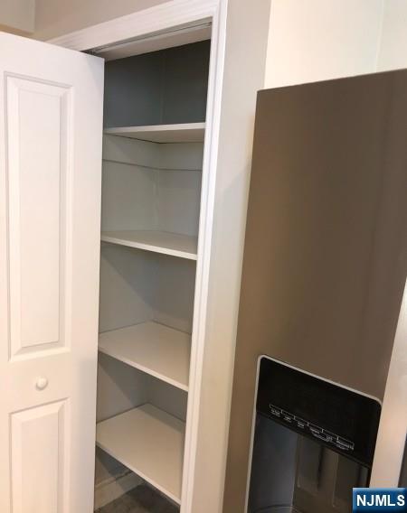 363 Macarthur Avenue