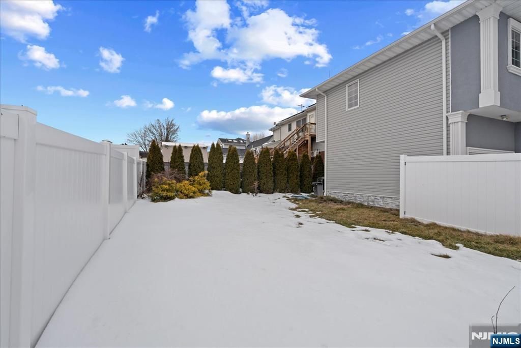 Photo of 86 Hillman Drive, Elmwood Park, NJ 07407 (MLS # 26004236)