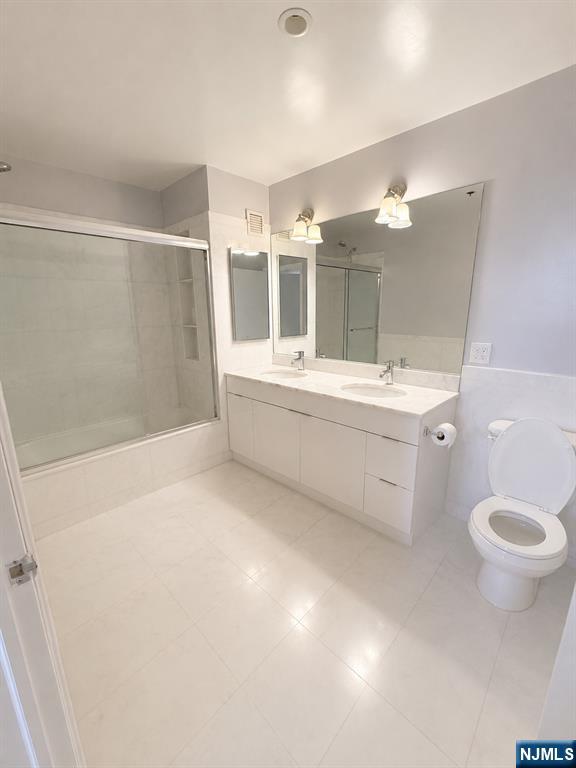 3418 City Place 3418