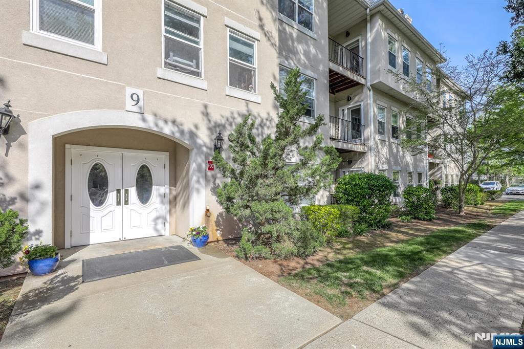 Property for Sale at 901 Burgundy Way, Wayne, New Jersey - Bedrooms: 1 
Bathrooms: 1  - $325,000
