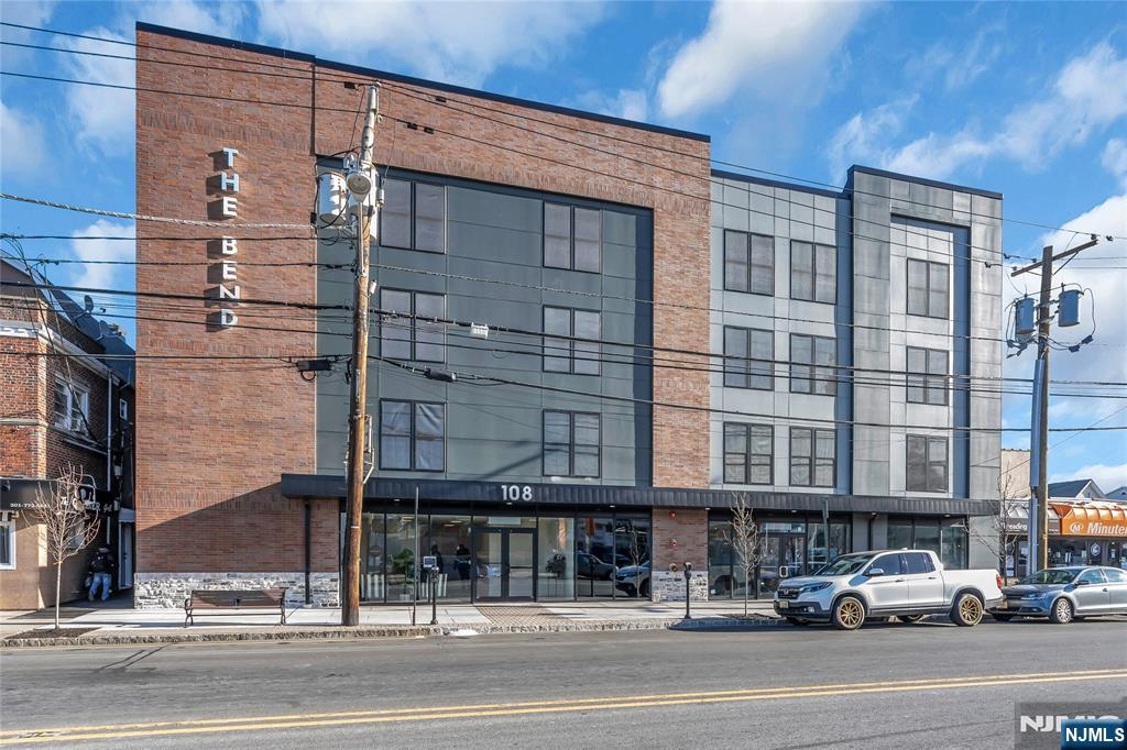 Rental Property at 108 Ridge Rd 301, North Arlington, New Jersey - Bedrooms: 1 
Bathrooms: 1 
Rooms: 3  - $2,300 MO.