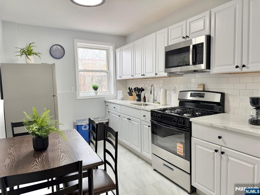 12 68th Street