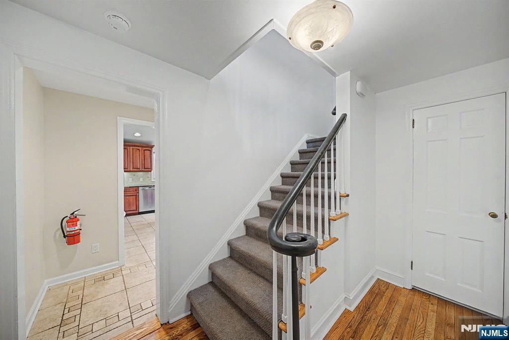 34 Esmond Place