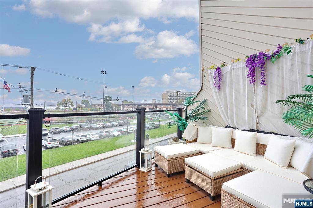 1110 River Road 105
