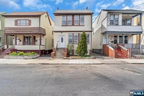Photo of 89 Schley Street, Newark, NJ 07112 (MLS # 26028056)