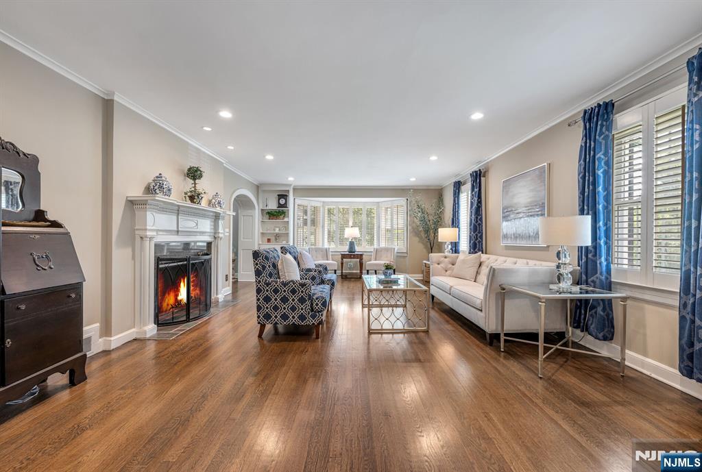 243 Hempstead Road
