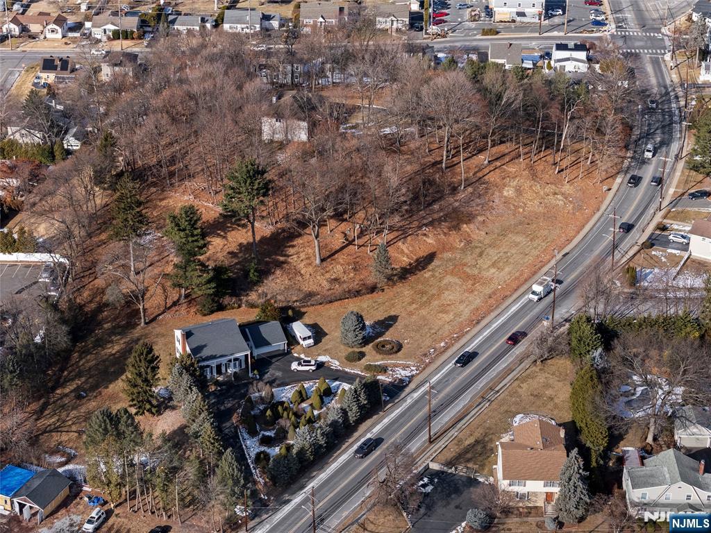 409 High Mountain Road