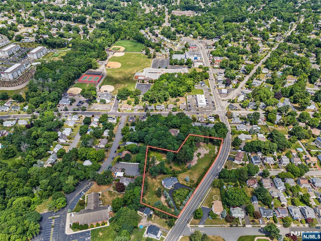 409 High Mountain Road