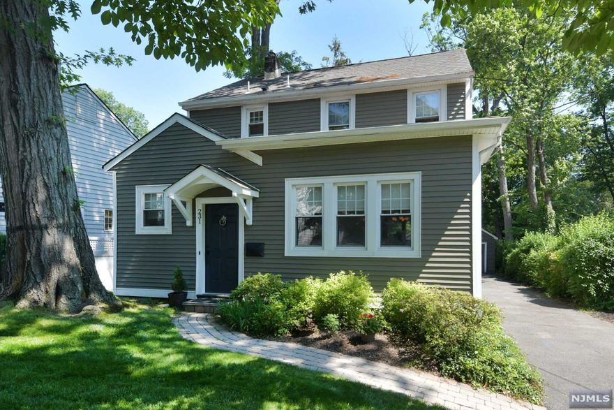 Great 3 bedroom 2 bath colonial located in knolls neighborhood of wyckoff. Walk or roll to town, school, shops, and restaurants from this center of town location. The home features living room with fireplace, formal dining room, kitchen and full bathroom with walk or roll in shower. The second floor includes 3 bedrooms and 1 full bathroom. A full finished basement completes the interior. Exterior includes deck overlooking rear yard and detached 2 car garage.