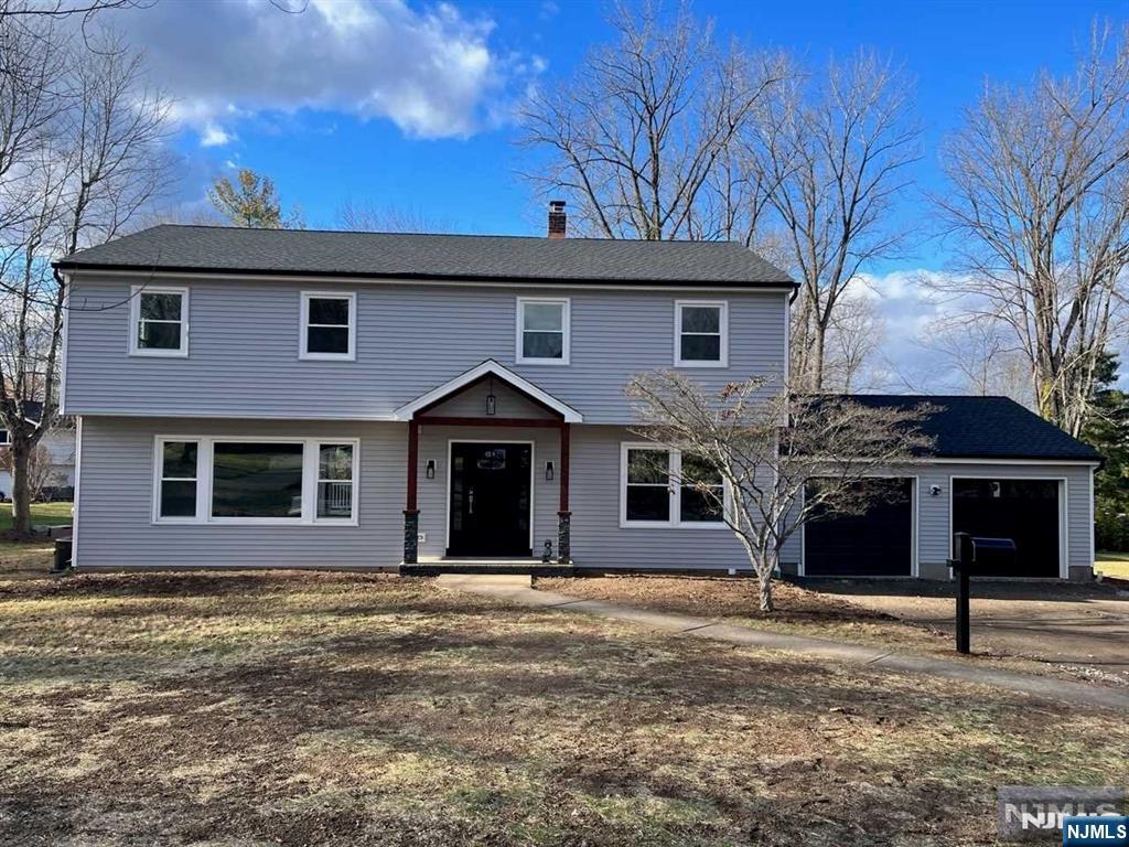 Rental Property at 11 Janice Dr, Norwood, New Jersey - Bedrooms: 4 
Bathrooms: 3 
Rooms: 8  - $5,800 MO.
