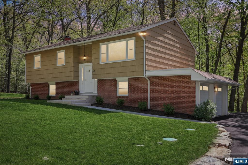Property for Sale at 353 Conklintown Road, Ringwood, New Jersey - Bedrooms: 3 
Bathrooms: 2 
Rooms: 7  - $599,900