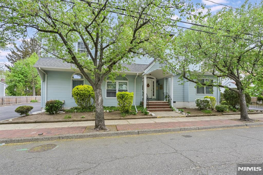 Rental Property at 133 Center C, New Milford, New Jersey - Bedrooms: 1 
Bathrooms: 1 
Rooms: 3  - $2,100 MO.