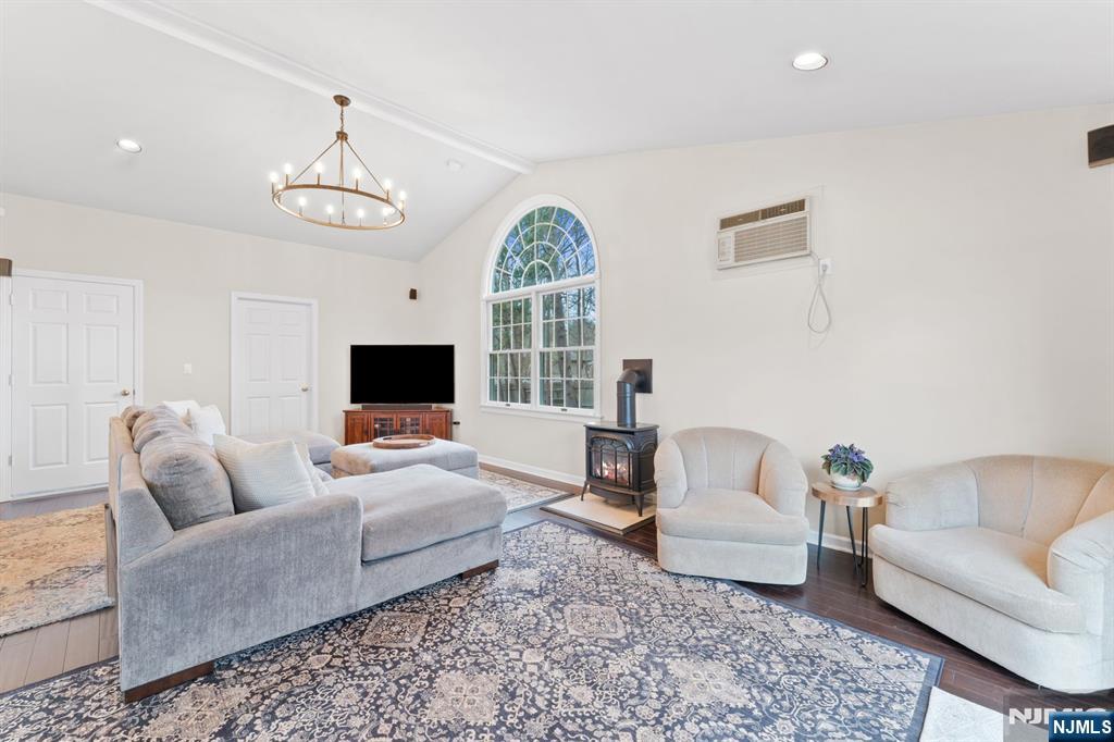 Property for Sale at 39 Duncan Street, Waldwick, New Jersey - Bedrooms: 4 
Bathrooms: 2 
Rooms: 12  - $745,000