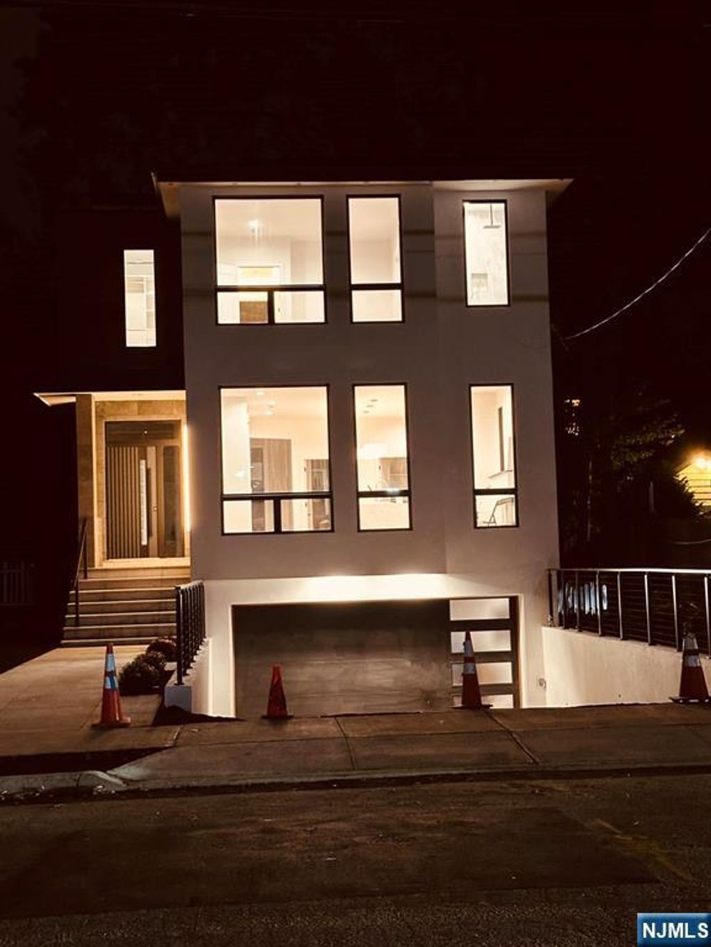 Photo of 43 Grove Street, Tenafly, NJ 07670 (MLS # 25023145)