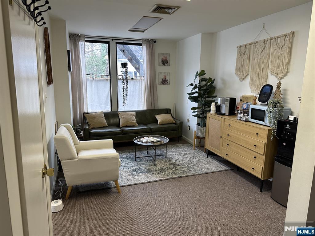 60 Chestnut 4-B