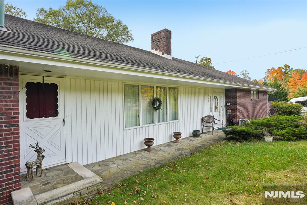 767 Berdan Avenue