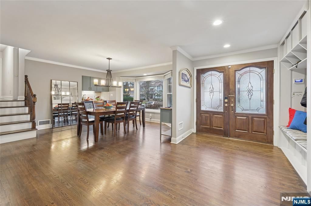 Photo of 22 Maplewood Road, Closter, NJ 07624 (MLS # 26006706)