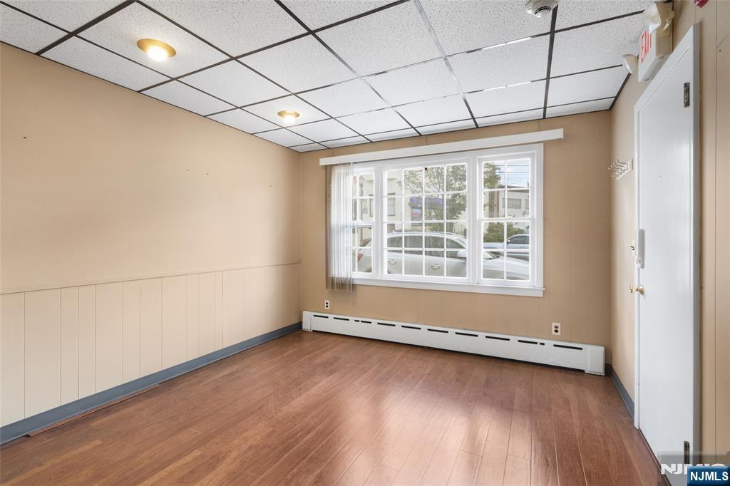 18 Glen Road 1B
