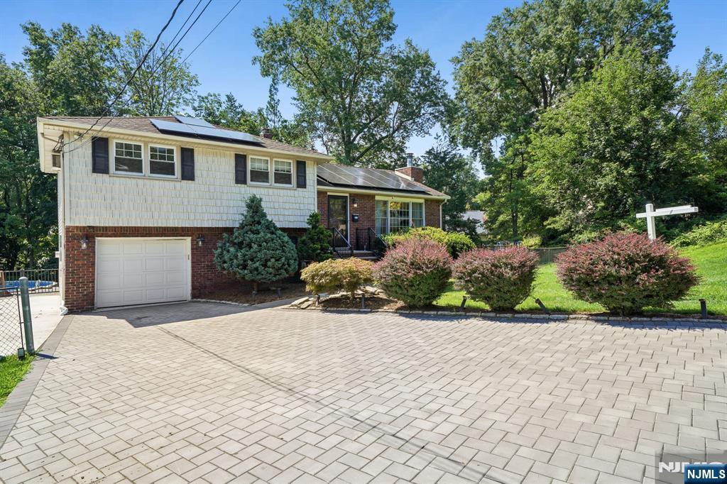 38 Serafin Place