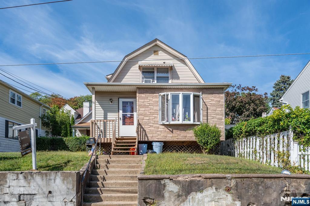 88 Avenue B