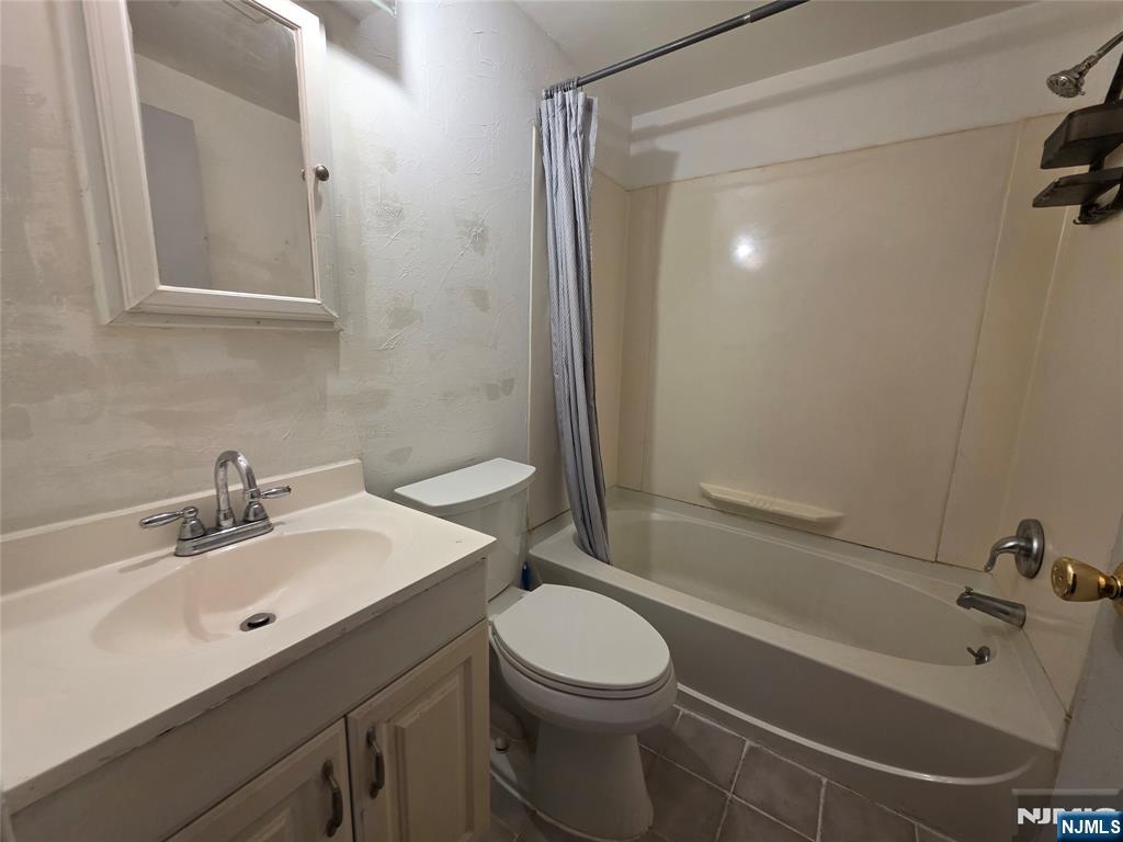 17 Summer Street No.1