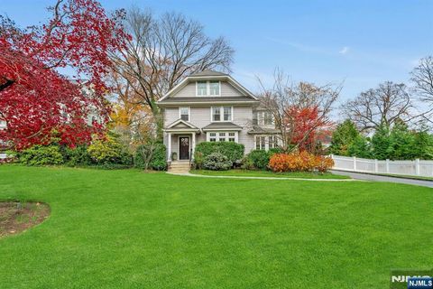 271 Orchard Place Ridgewood NJ 07450