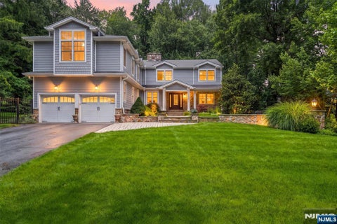Photo of 210 Carmal Court, Wyckoff, NJ 07481 (MLS # 26031536)