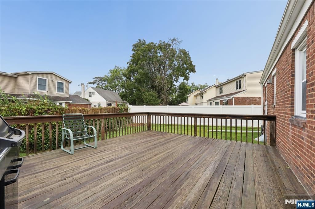 11-04 Harrison Drive