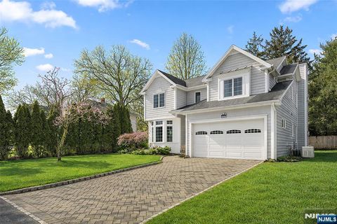 Photo of 137 6th Street, Cresskill, NJ 07626 (MLS # 26018130)