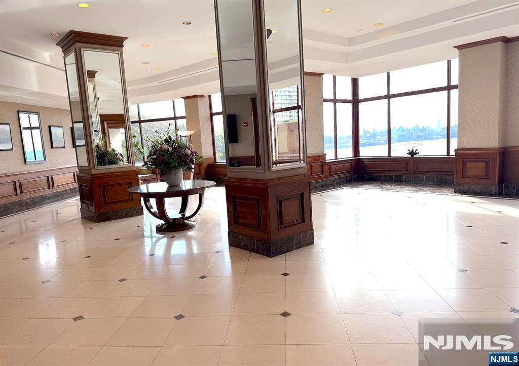 100 Old Palisade Road 1516