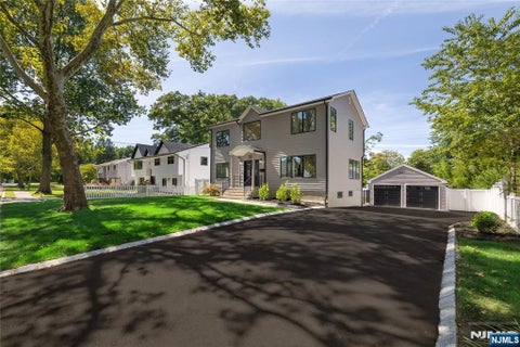 Photo of 331 Elmwood Drive, Paramus, NJ 07652 (MLS # 26034247)