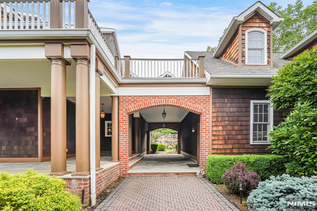 284 Sunset Road