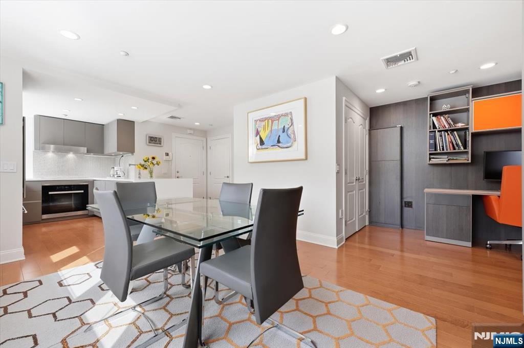 1201 Rio Vista Drive