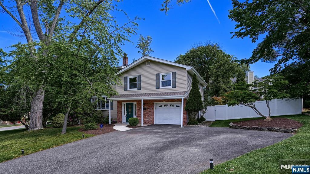 42 Stirling Lane